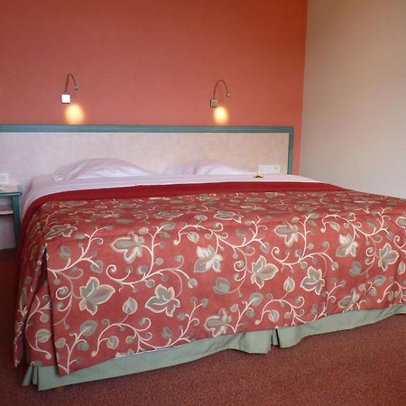 Les Tilleuls Hotel Jupille Esterno foto