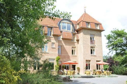 Les Tilleuls Hotel Jupille Esterno foto